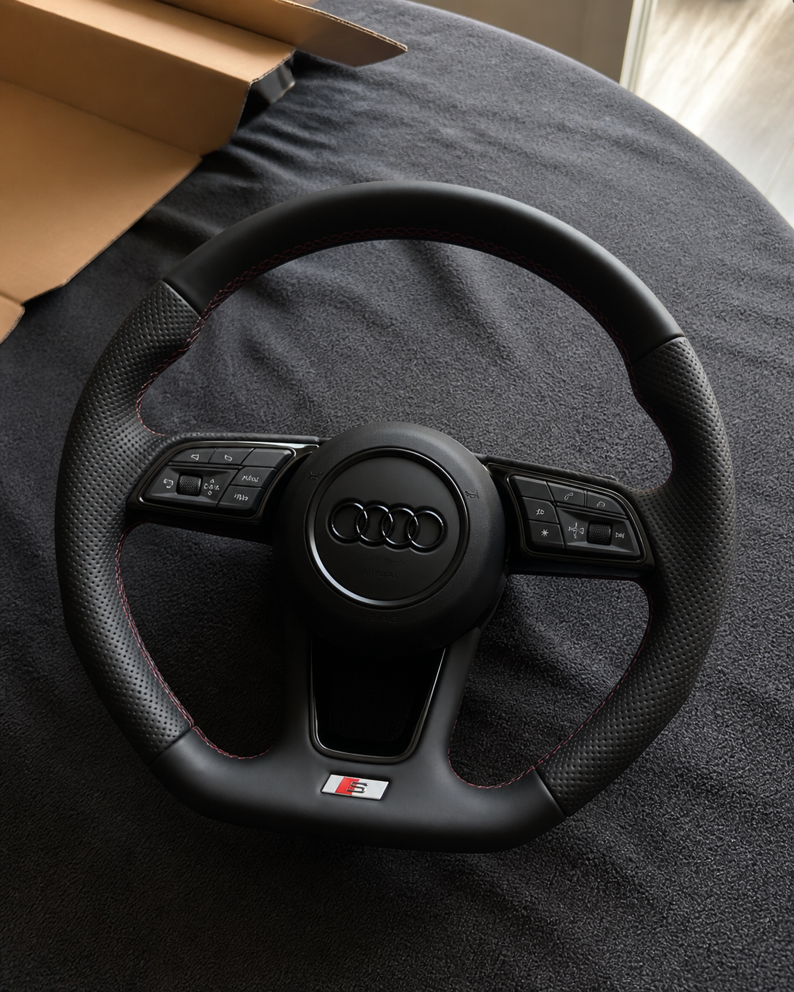 Volante Audi S Line recebido pela Inês